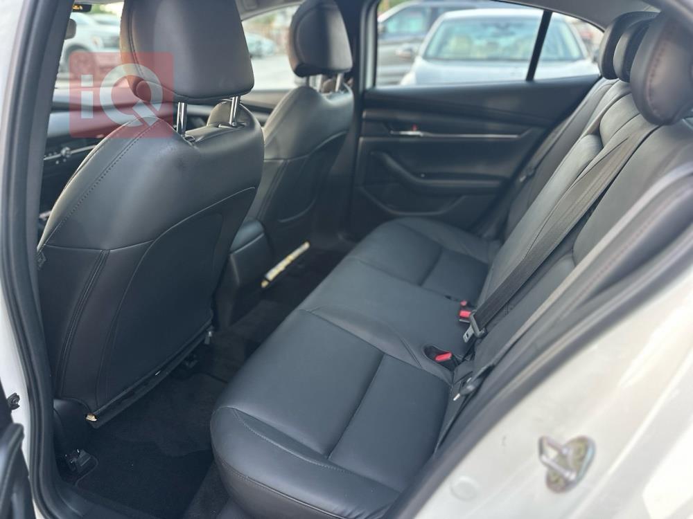 https://cdn.iqcars.io7a870c32-9a97-4e4c-9201-f2772644910f_6.jpg
